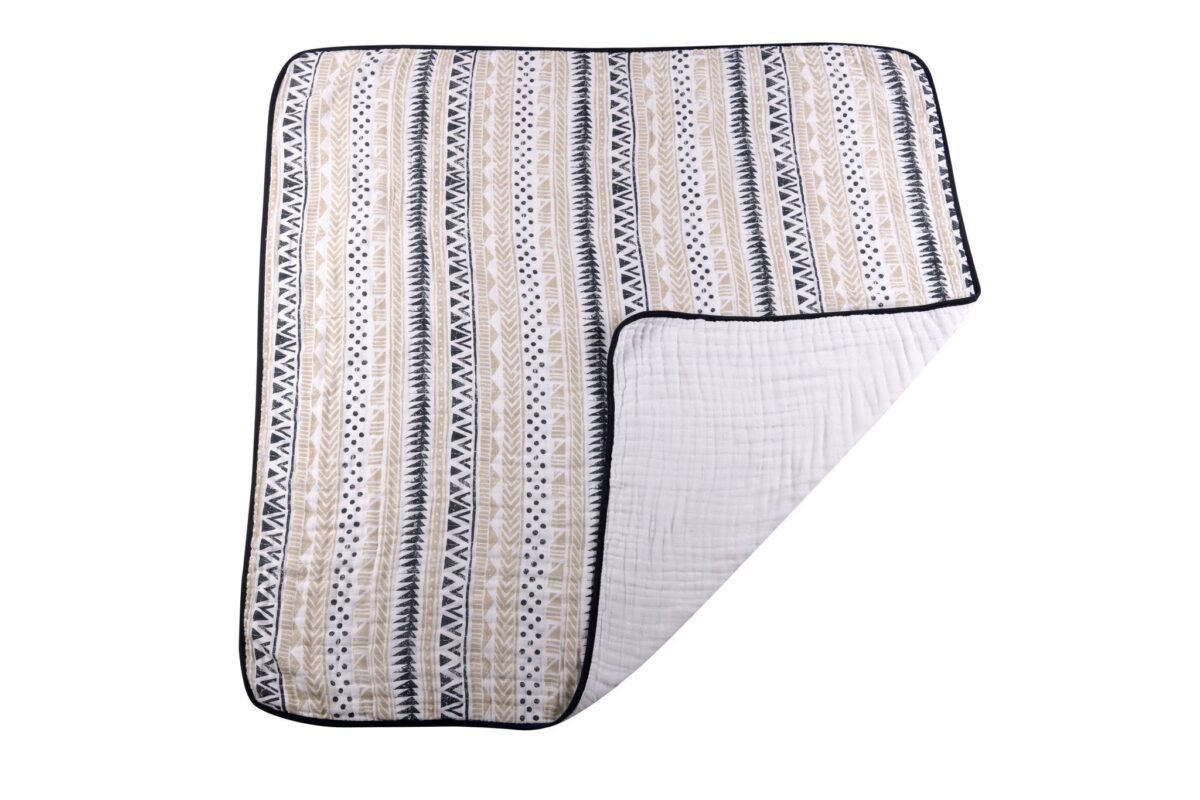 Pyramid cotton muslin newcastle blanket | cloudybébé baby product