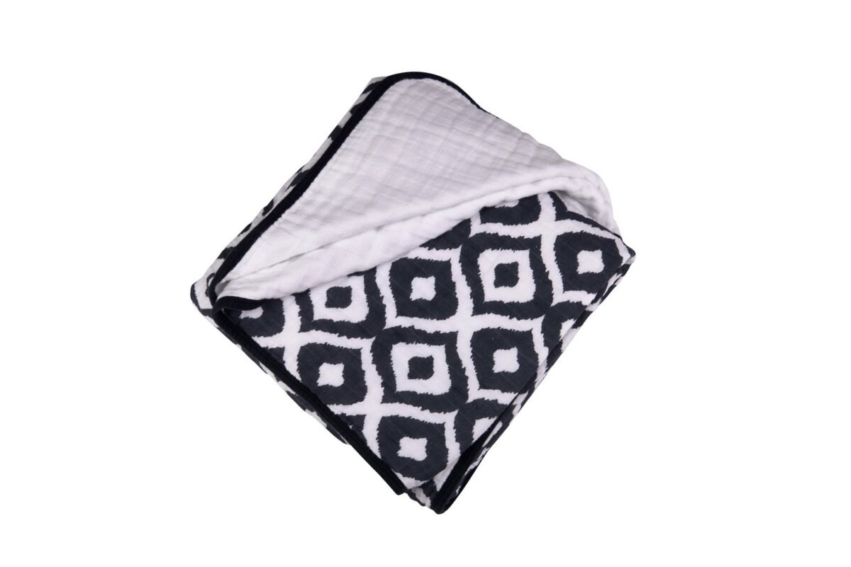 Moroccan blue cotton muslin newcastle blanket | cloudybébé baby product