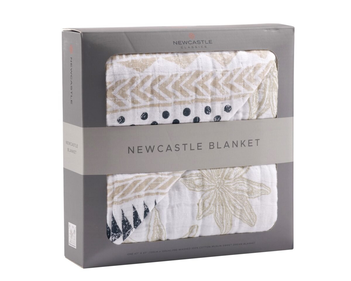 Pyramid and boho fields cotton muslin newcastle blanket | cloudybébé baby product