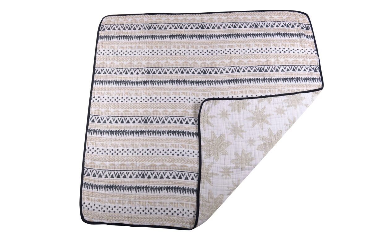Pyramid and boho fields cotton muslin newcastle blanket | cloudybébé baby product