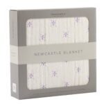 "Luxurious Lavender Flower Bamboo Muslin Blanket - Soft and cozy baby blanket featuring a delicate lavender flower design. Perfect for newborns and infants. Ideal for snuggling and nap time."