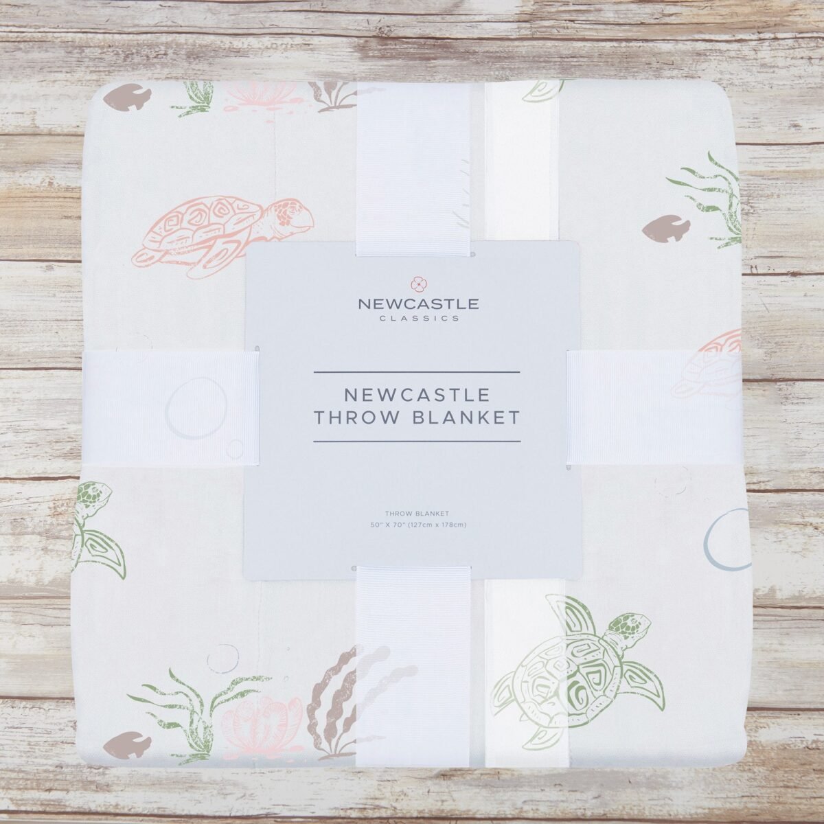 Turtles bamboo muslin throw blanket | cloudybébé baby product