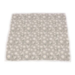 White Daisy Bamboo Newcastle Blanket - Image 4
